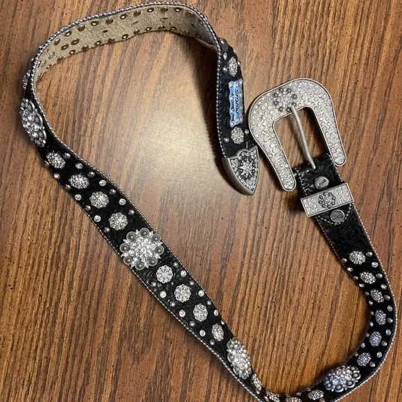 BHW Embellished Black Leather Studded Rhinestone Western Cowgirl Belt Size L BHW Embellished Black Leather Studded Rhinestone Western  main image 3